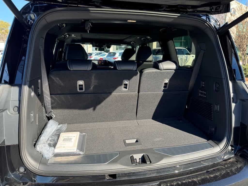 new 2025 INFINITI QX80 car, priced at $107,201