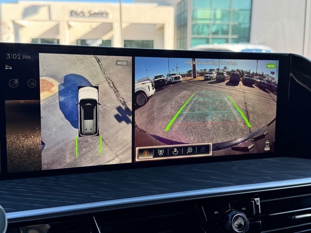 new 2025 INFINITI QX80 car, priced at $107,201