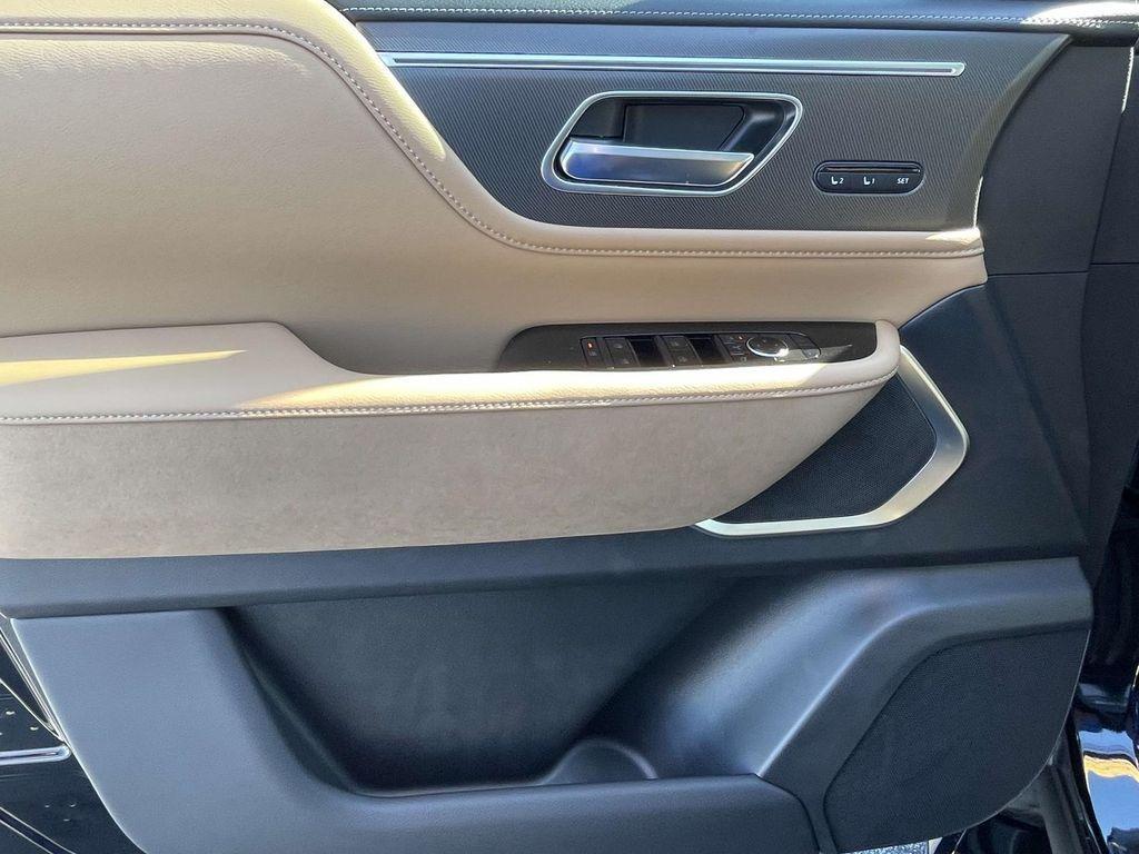 new 2026 INFINITI QX80 car, priced at $97,580