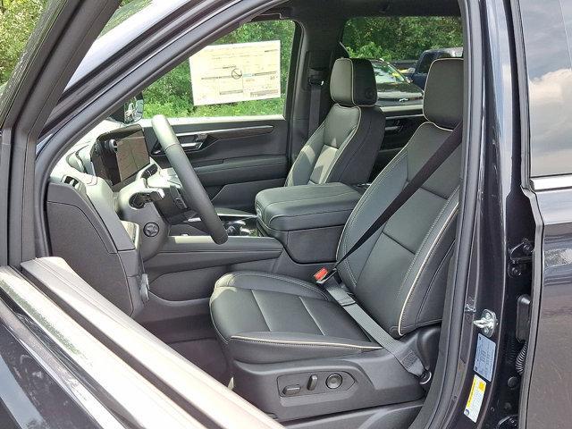 new 2025 Chevrolet Suburban car, priced at $81,999