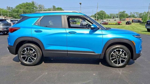 new 2025 Chevrolet TrailBlazer car, priced at $28,735