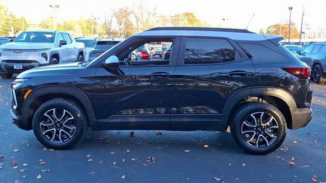 new 2025 Chevrolet TrailBlazer car, priced at $30,740