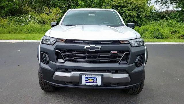 new 2024 Chevrolet Colorado car, priced at $44,100