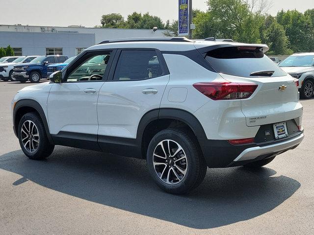 new 2025 Chevrolet TrailBlazer car, priced at $27,990