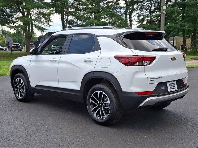 new 2025 Chevrolet TrailBlazer car, priced at $26,999