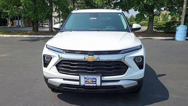 new 2025 Chevrolet TrailBlazer car, priced at $27,990