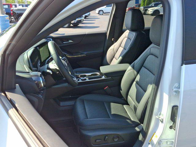 new 2026 Chevrolet Equinox car, priced at $31,290