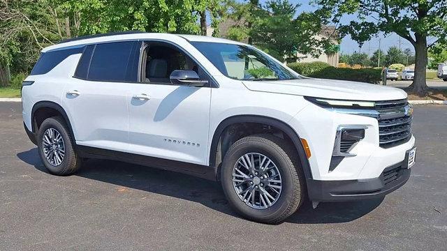 new 2025 Chevrolet Traverse car, priced at $42,545