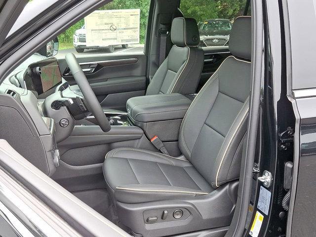 new 2025 Chevrolet Tahoe car, priced at $83,089