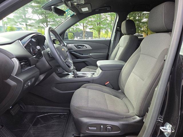 used 2023 Chevrolet Traverse car, priced at $30,499