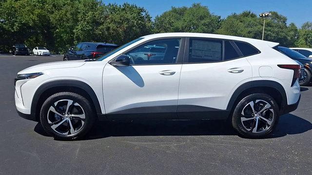 new 2025 Chevrolet Trax car, priced at $23,555