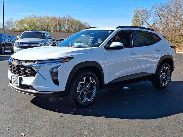 new 2025 Chevrolet Trax car, priced at $23,345