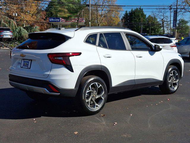 new 2025 Chevrolet Trax car, priced at $23,345