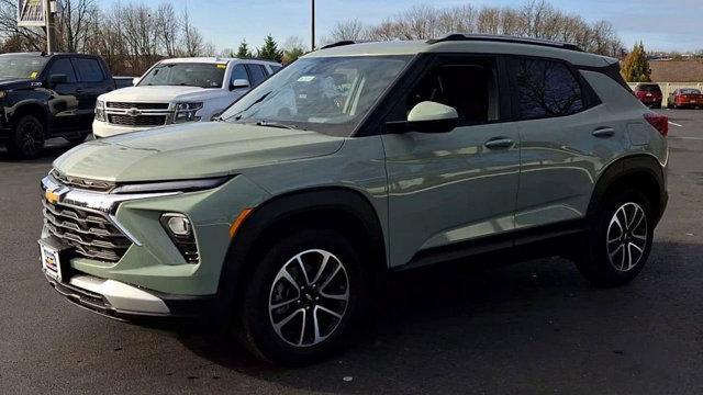 new 2025 Chevrolet TrailBlazer car, priced at $26,980