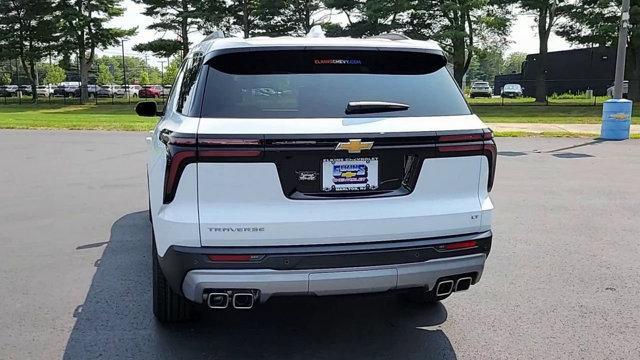 new 2024 Chevrolet Traverse car, priced at $41,670