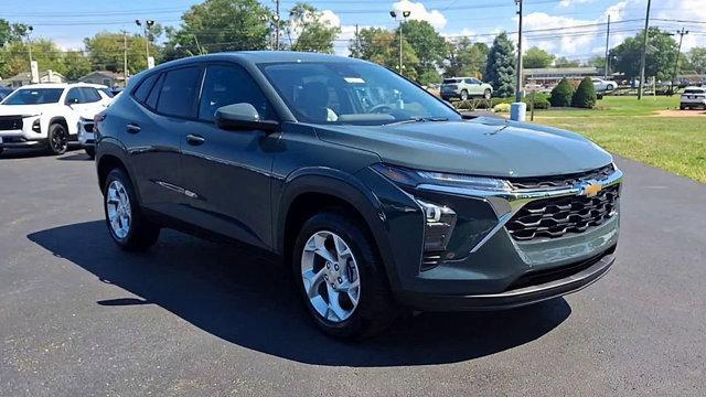 new 2025 Chevrolet Trax car, priced at $22,930