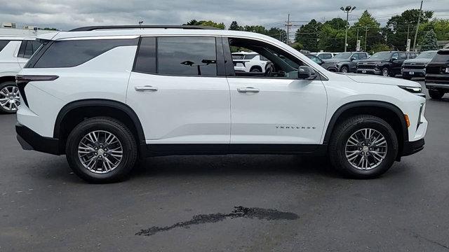 new 2024 Chevrolet Traverse car, priced at $43,670