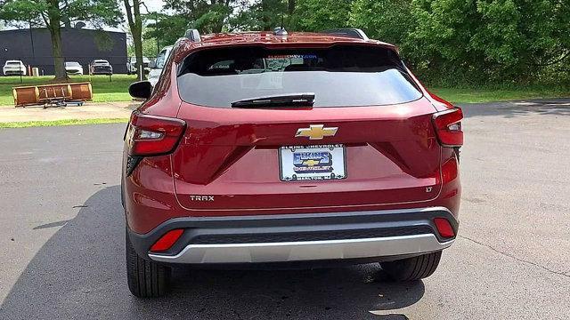 new 2025 Chevrolet Trax car, priced at $24,360