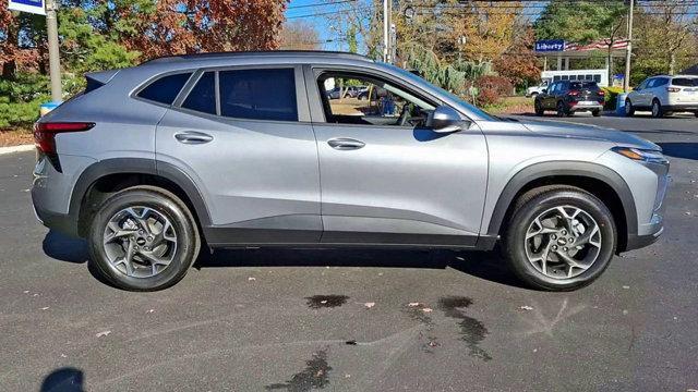 new 2025 Chevrolet Trax car, priced at $23,345