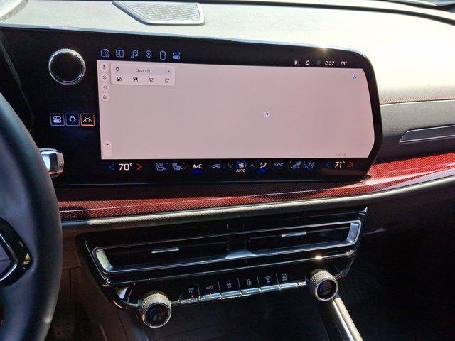 used 2024 Chevrolet Traverse car, priced at $53,899