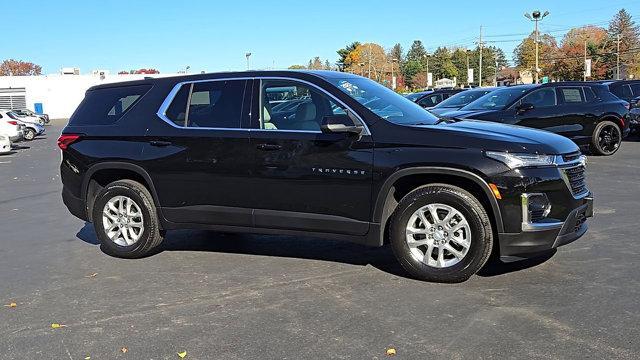 used 2023 Chevrolet Traverse car, priced at $28,599