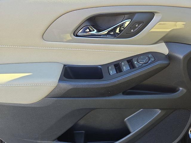 used 2023 Chevrolet Traverse car, priced at $28,599