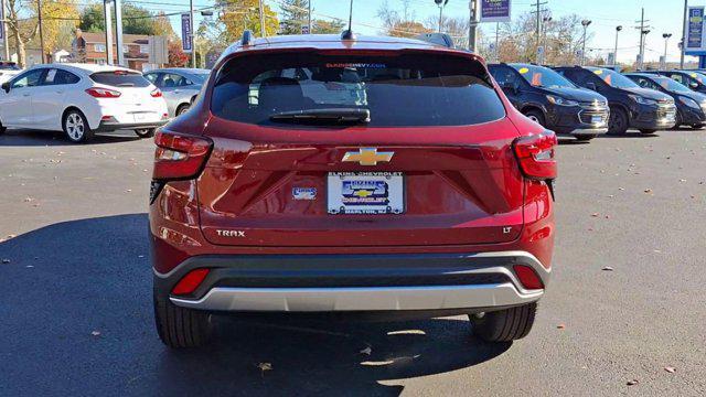 new 2025 Chevrolet Trax car, priced at $24,735