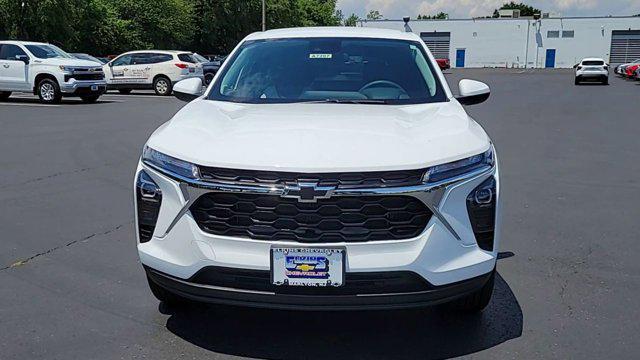 new 2025 Chevrolet Trax car, priced at $23,160