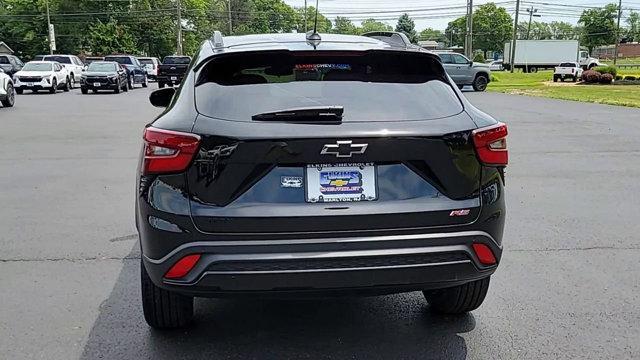 new 2025 Chevrolet Trax car, priced at $26,190