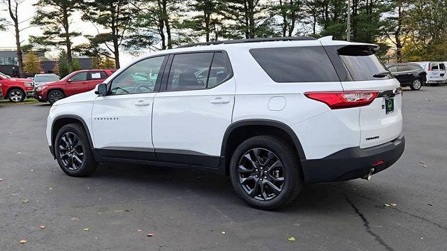 used 2021 Chevrolet Traverse car, priced at $29,599