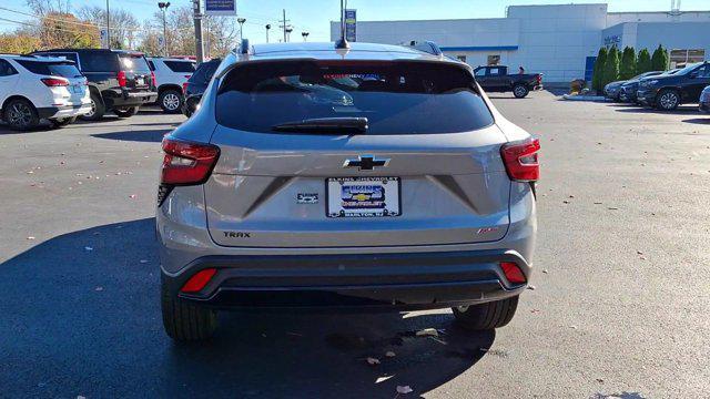 new 2025 Chevrolet Trax car, priced at $26,585