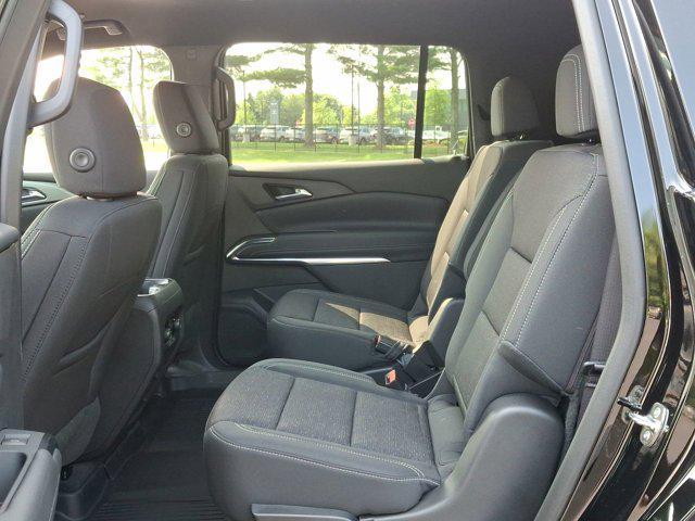 new 2025 Chevrolet Traverse car, priced at $43,045