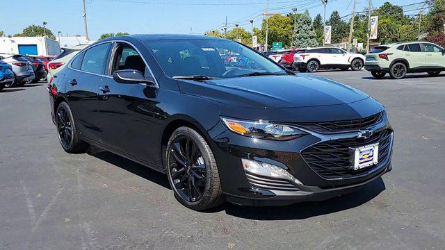 new 2025 Chevrolet Malibu car, priced at $30,740