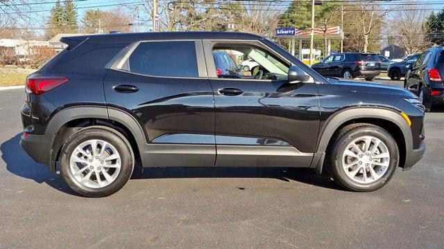 new 2025 Chevrolet TrailBlazer car, priced at $25,390