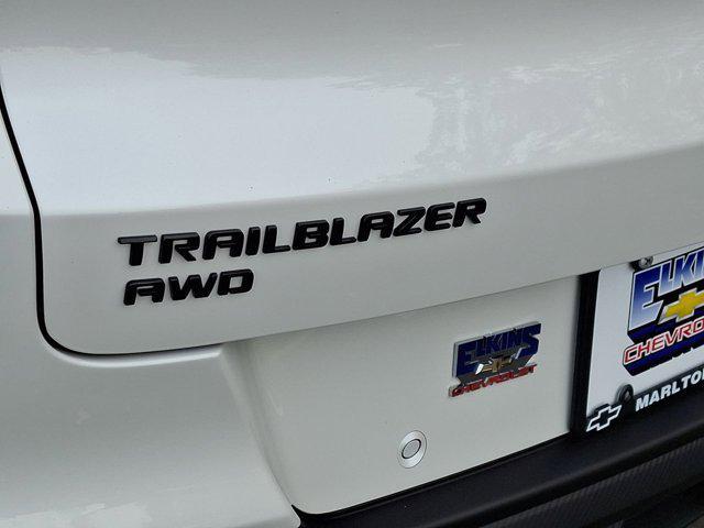 new 2025 Chevrolet TrailBlazer car, priced at $34,820