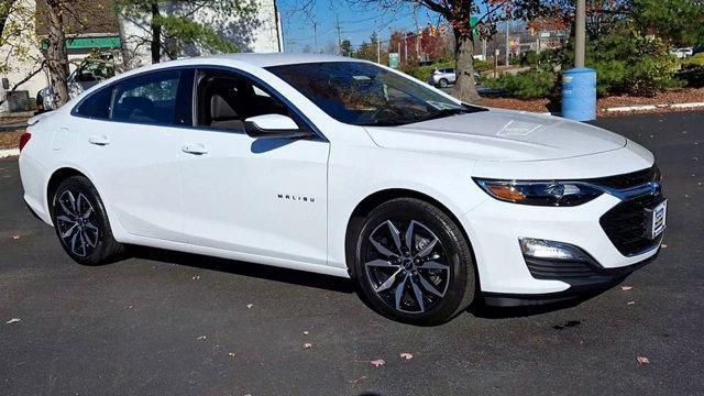 new 2025 Chevrolet Malibu car, priced at $28,195