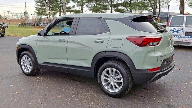 new 2025 Chevrolet TrailBlazer car, priced at $25,930