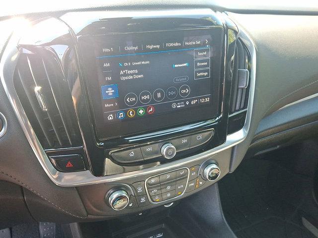 used 2022 Chevrolet Traverse car, priced at $28,599