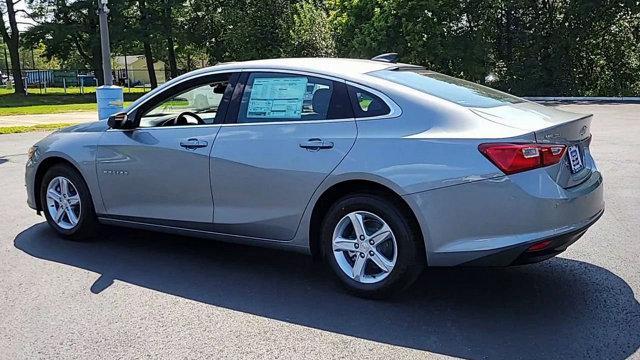 new 2025 Chevrolet Malibu car, priced at $27,570