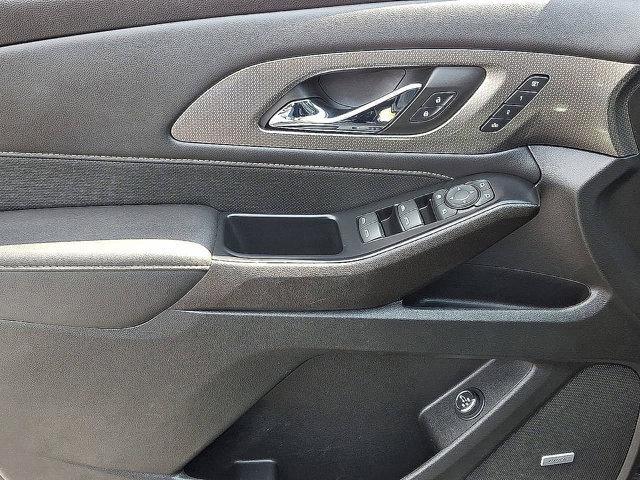 used 2023 Chevrolet Traverse car, priced at $38,799