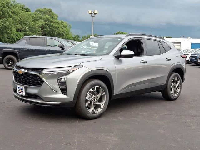 new 2025 Chevrolet Trax car, priced at $25,735