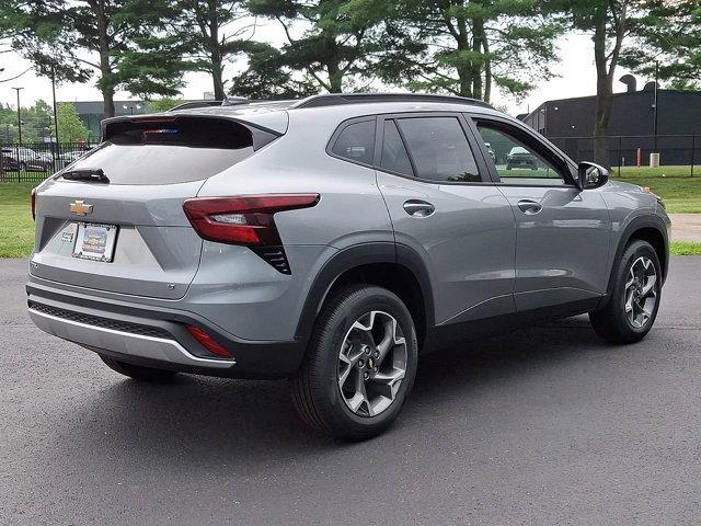 new 2025 Chevrolet Trax car, priced at $25,735