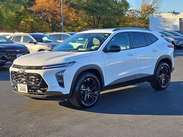 new 2025 Chevrolet Trax car, priced at $25,999