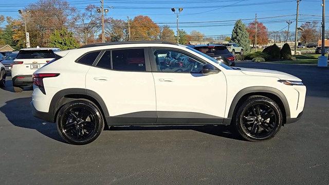 new 2025 Chevrolet Trax car, priced at $25,999
