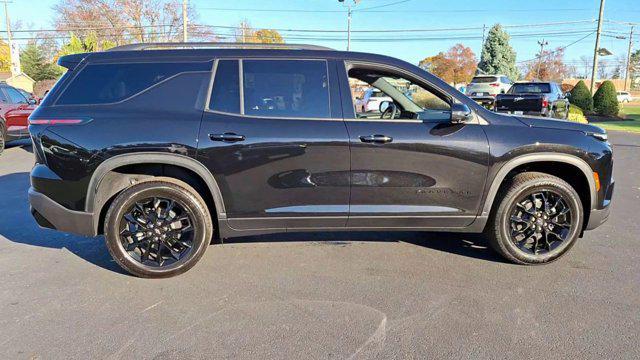 new 2024 Chevrolet Traverse car, priced at $47,105