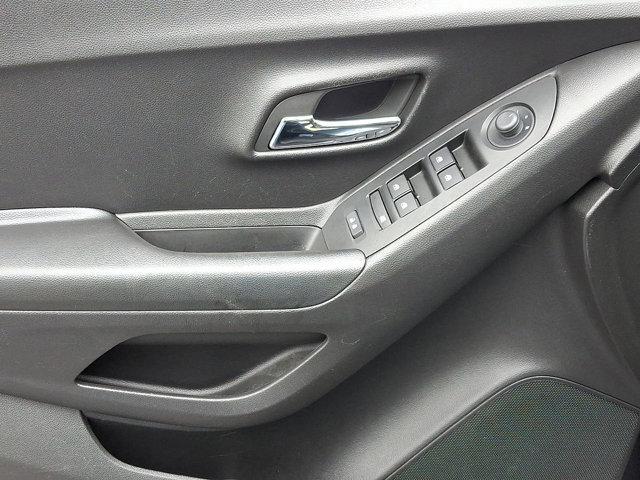 used 2022 Chevrolet Trax car, priced at $17,899