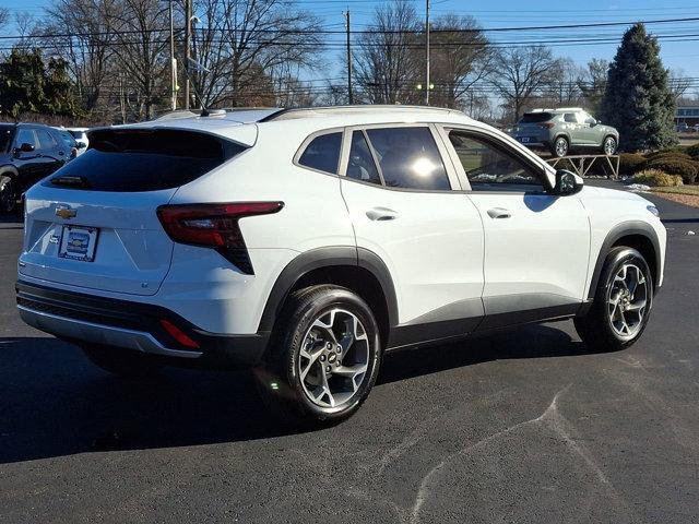 new 2025 Chevrolet Trax car, priced at $24,985