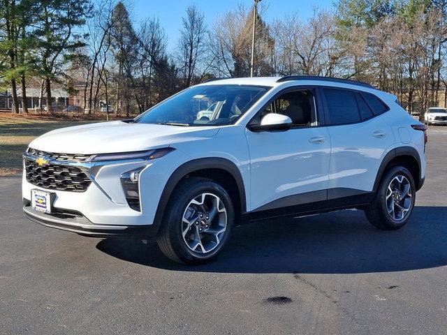 new 2025 Chevrolet Trax car, priced at $24,985