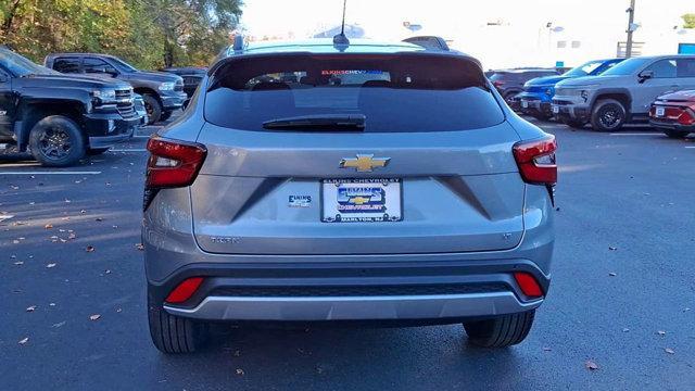 new 2025 Chevrolet Trax car, priced at $24,735