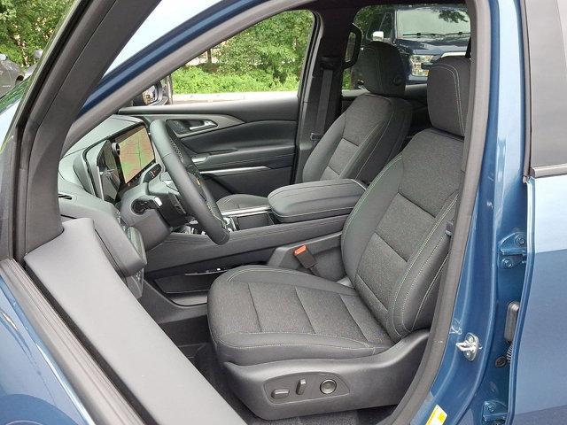 new 2025 Chevrolet Traverse car, priced at $42,560